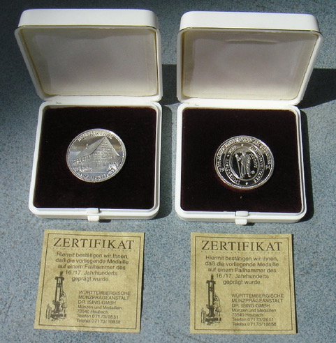 Silbermünzen „Heimatmuseum Haus Montfort“ aus dem Jahr 1994, geprägt anlässlich „900 Jahre  Immenstaad“ | Schenkung von Christel Class